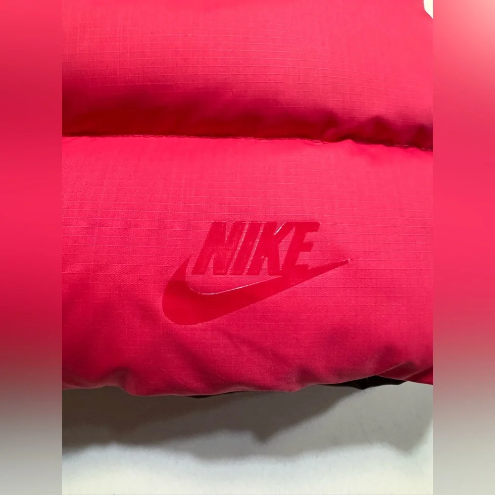 Nike Sportswear 550 Duck Down Reversible Women’s Vest Size Medium Brown/Pink EUC - Picture 6 of 13